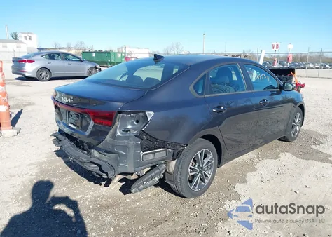 2022 Kia Forte Lxs из США, поврежденный, VIN 3KPF24AD2NE418233